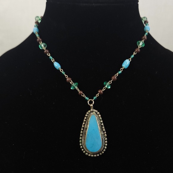 New York & Company Jewelry - Vtg NY New York & Co Chunky Blue Turquoise Color Necklace Silver Tone Statement